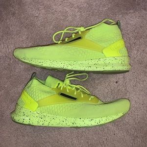 Men’s Reebok Zoku Runner Sneakers - Size 10.5